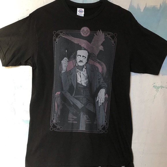 Delta Tops - Spooky Season Tee size Large Edgar Allen Poe Black cotton T-shirt Halloween